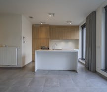 Wonen op twee niveaus in hartje Kortrijk.