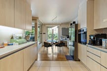 Appartement met tuin en garage in Kortrijk centrum