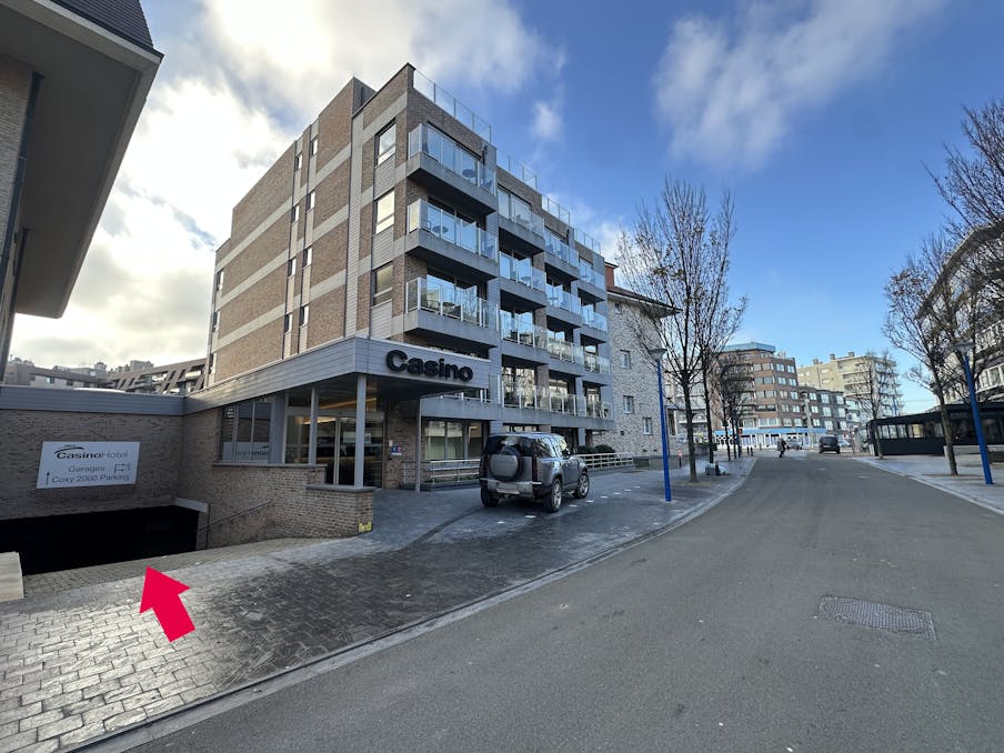 Vlot toegankelijke garage in het centrum van Koksijde-Bad