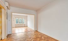 Bovenste Verdieping met Terrassen en Parking