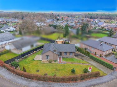 Ruime gezinswoning te koop op een perceel van 10a 34ca in Rotem