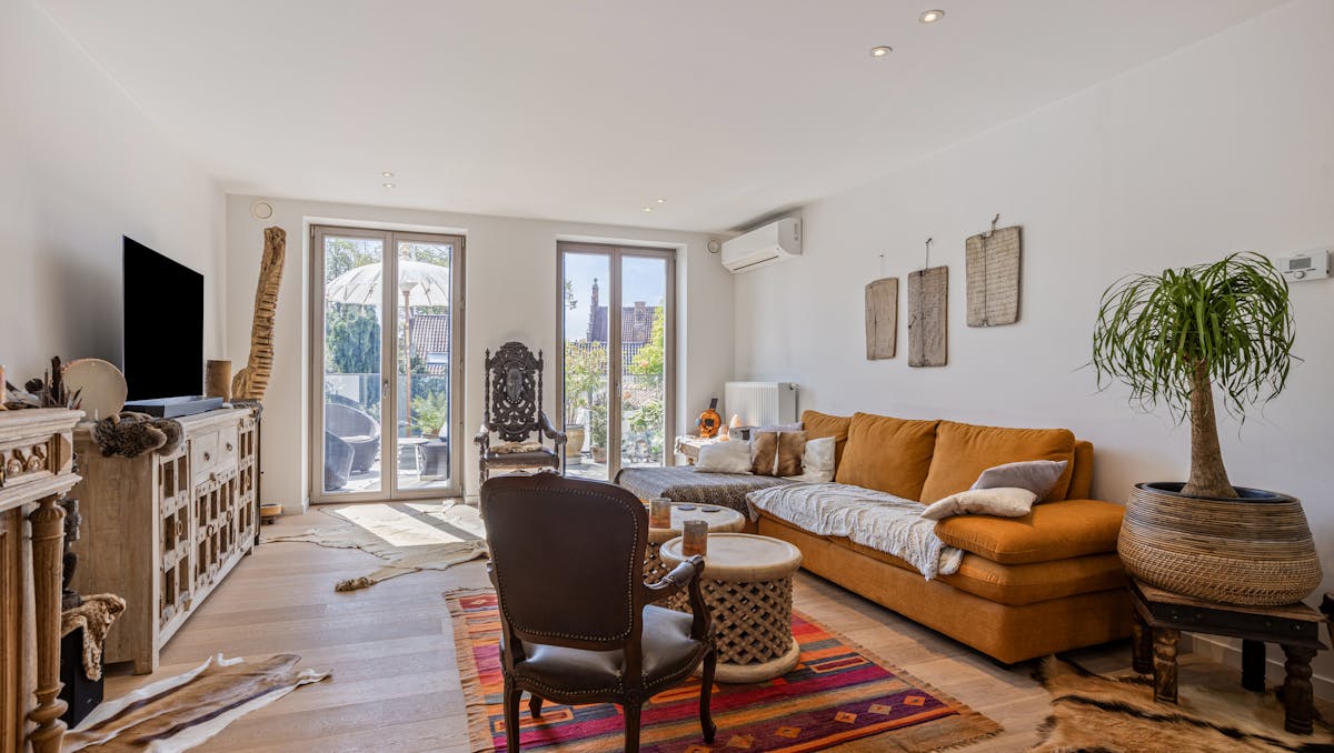 Gerenoveerd duplex appartement te Brugge met zonnig terras