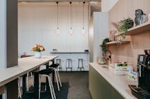 Kantoren van ca. 357m² te huur in Kortrijk