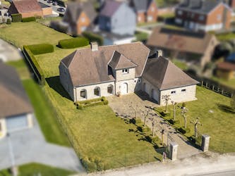 Villa te koop Deerlijk