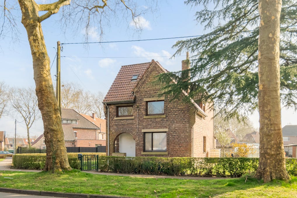 House with 5 bedrooms in Genk