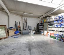 Magazijn van ca. 136m² te koop in Torhout