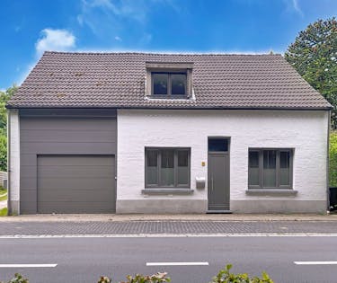 Huis te huur in Kapellen met 3 slaapkamers en garage!