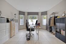 Patrimoniumvennootschap met een charmante villa met riante tuin op toplocatie te koop in Mechelen.