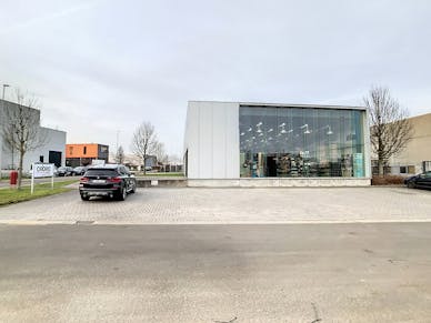 Bedrijfsgebouw verkocht Roeselare