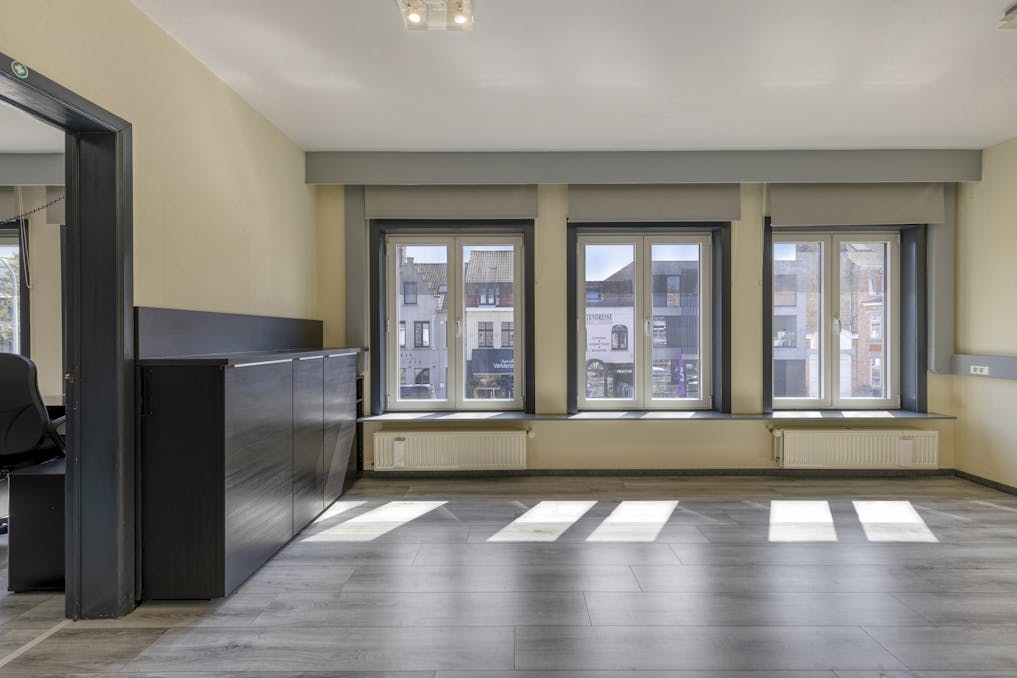 Te koop flexibele kantoorruimte 190 m²