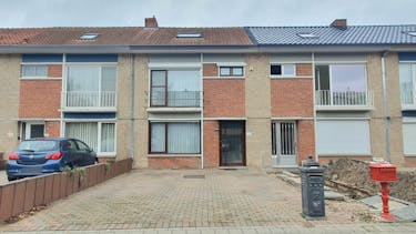TE HUUR: huis met 3 slaapkamers in hasselt