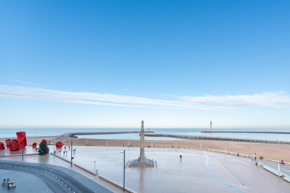Ruim appartement met magnifiek zicht op zee en de vaargeul