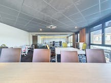 Instapklaar kantoor (257 m²) te huur nabij Gent-Dampoort