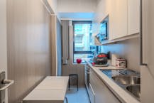 Lichtrijk 2-slaapkamer hoekappartement te koop te Oostende