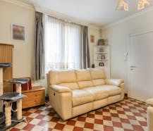 Huis met 4 slaapkamers en stadskoer in centrum Brugge