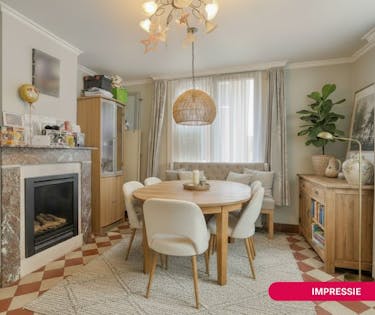 Huis met 4 slaapkamers en stadskoer in centrum Brugge