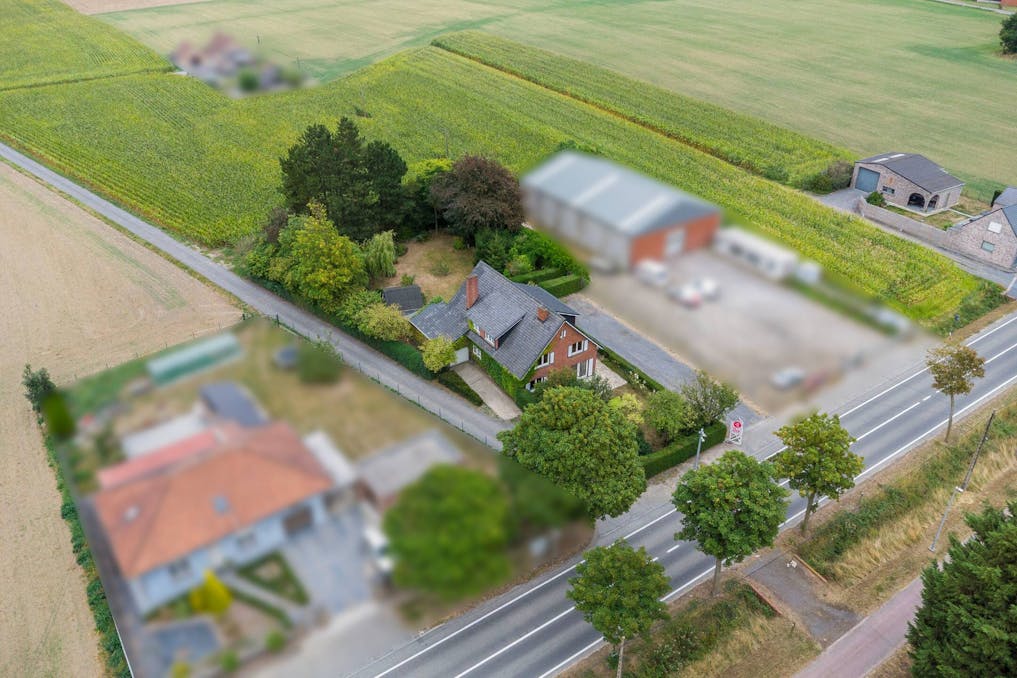 Alleenstaande villa te koop in de Provenseweg in Poperinge
