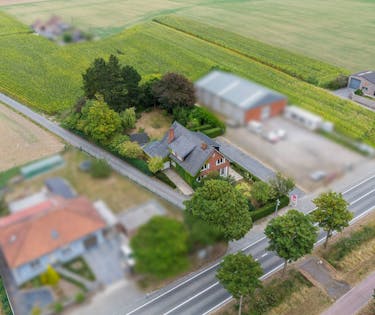 Alleenstaande villa te koop in de Provenseweg in Poperinge