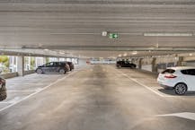 Overdekte parkeerplaats op Westwing Park te huur