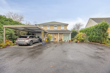 Instapklare gezinswoning met tuin in residentieel Evergem