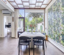 Charmant huis met 5 slaapkamers en garage in Assebroek