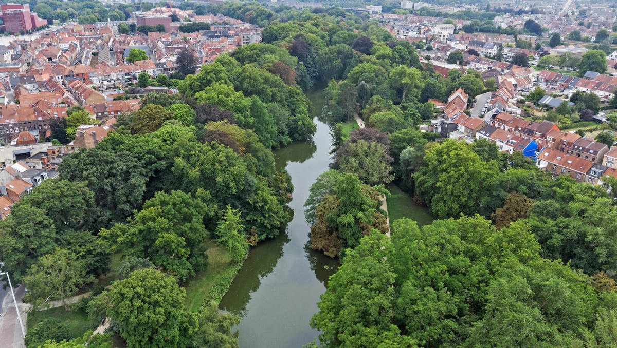 Gerenoveerd Appartement te koop in Brugge met 2 slaapkamers