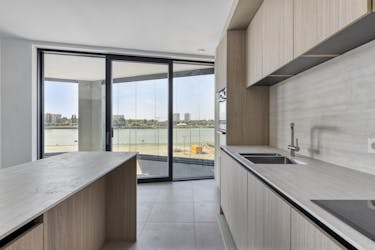 A0203 Rivert nieuwbouwappartement te Antwerpen 