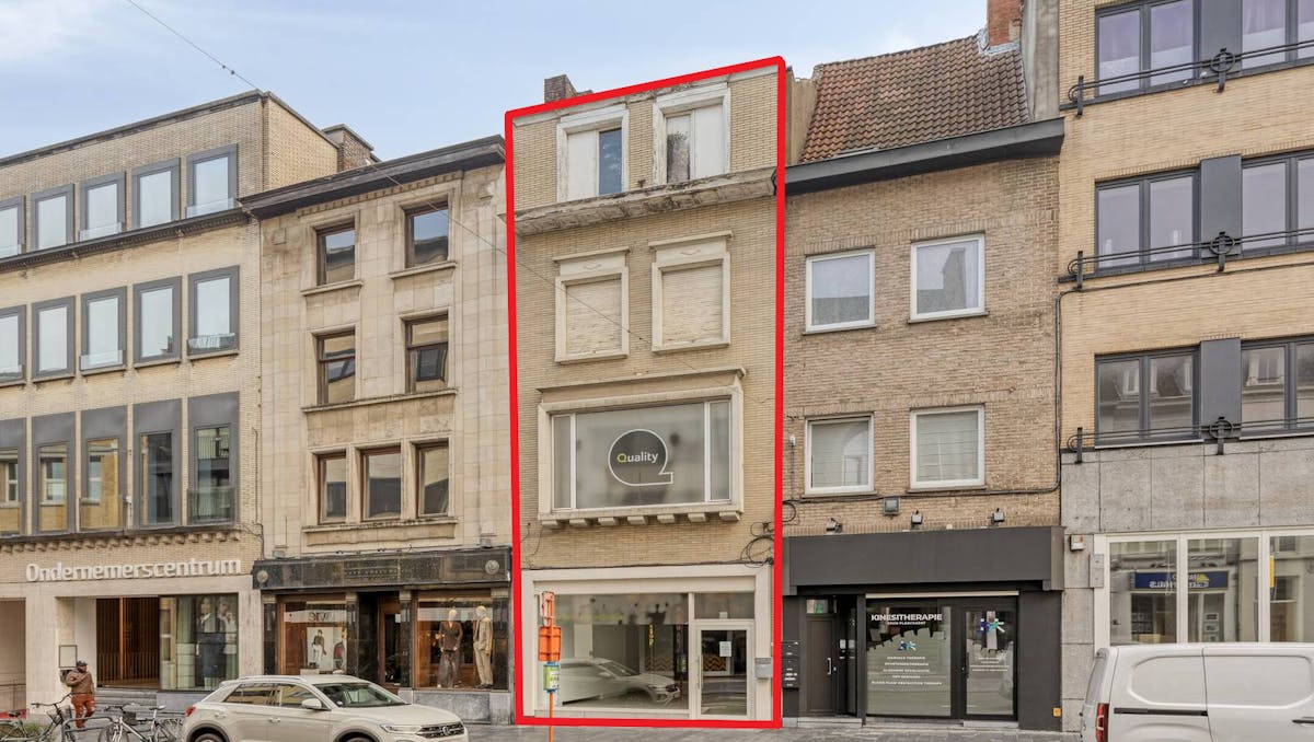 Handelspand te koop in het centrum van Kortrijk