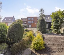 Te moderniseren huis of tweewoonst in Vrasene