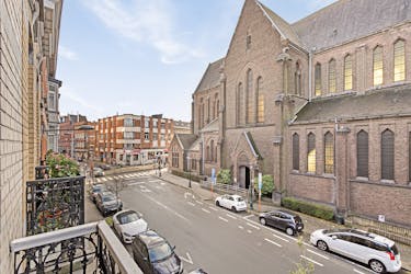 Maison de maître à vendre à Schaerbeek!