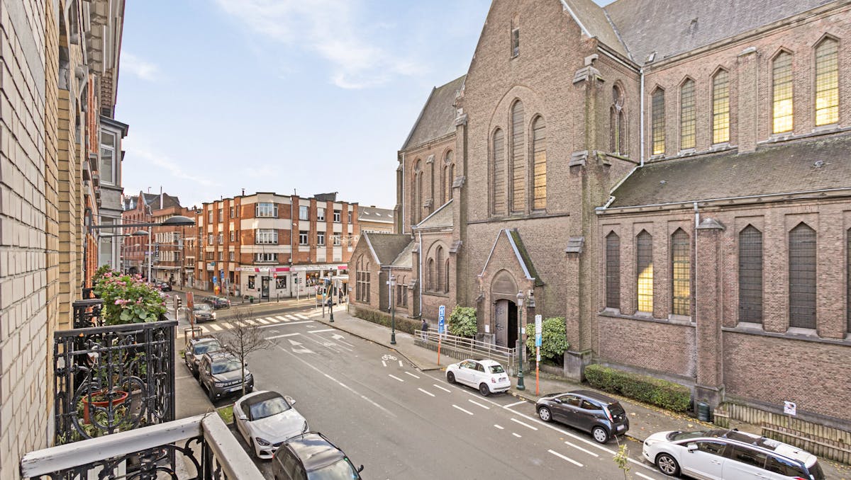 Maison de maître à vendre à Schaerbeek!
