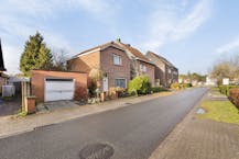 Te renoveren woning te koop vlabkij centrum van Kalmthout!