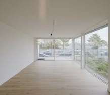 3-slaapkamerappartement te koop aan het water te Harelbeke