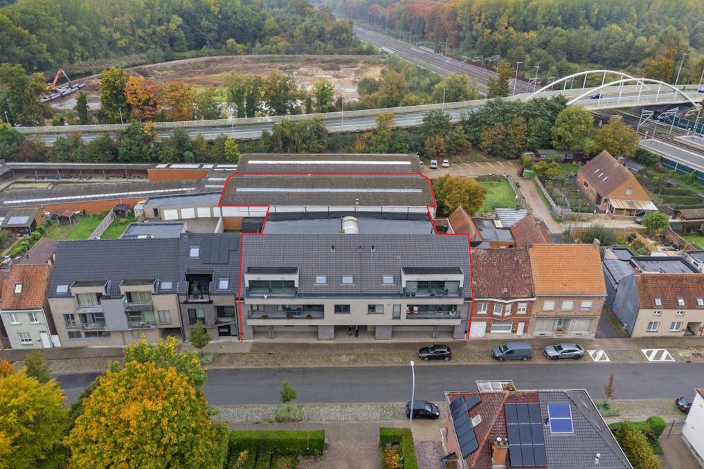 Te huur handelspand met loods in Stationsstraat te Oostkamp
