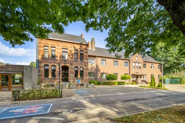 Uniek commercieel pand, klooster ‘Royer Heide’ in Diepenbeek