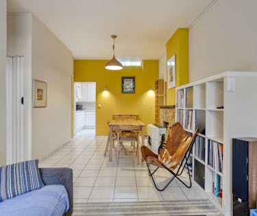 Te renoveren rijwoning met potentieel in hartje Mechelen.
