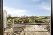 Gezellige duplex in het centrum van Grimbergen, met prachtig uitzicht, groot terras en parking!