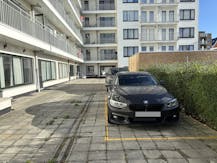 Parking op toplocatie ! 