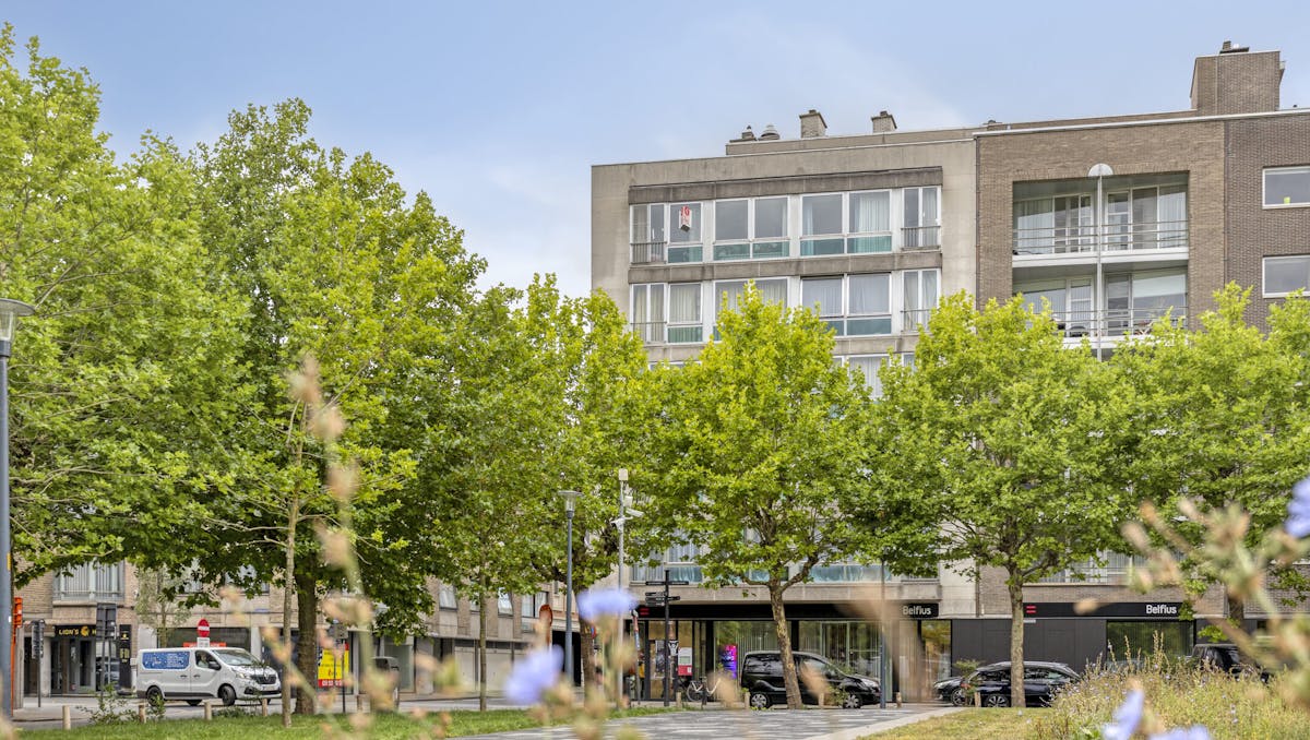 Energiezuinig appartement met 3 slaapkamers met uitzicht op het Sint-Amandsplein