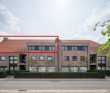 Penthouse met 3 slaapkamer, 2 badkamers en ruim terras in Koksijde