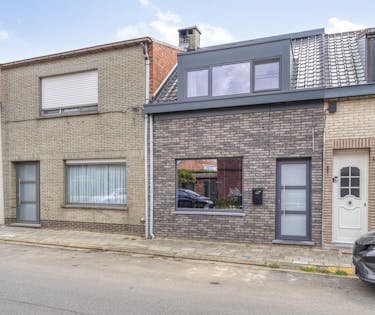 Prachtig gerenoveerde en energiezuinige starterswoning