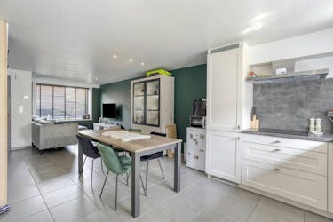 Prachtig gerenoveerde en energiezuinige starterswoning