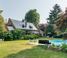 Stijlvolle villa met zwembad te koop in Grimbergen - Beigem.