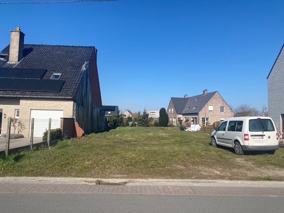 Bouwgrond voor halfopen bebouwing te Astene