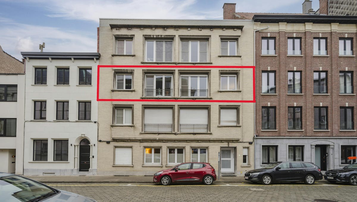 Ruim 3-slaapkamerappartement in centrum Kortrijk