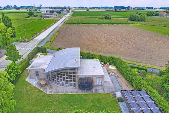 Villa te koop Izenberge