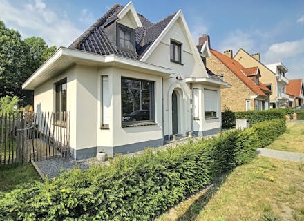 Magnifiek huis te huur in Brugge met 3 slaapkamers.