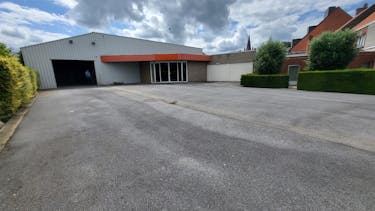 Pop-up magazijn te huur in Aartrijke.