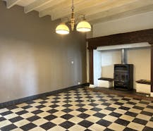 Woning met grote tuin te koop in Essen!