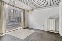 Commercial property with house for sale in the center of Roeselare